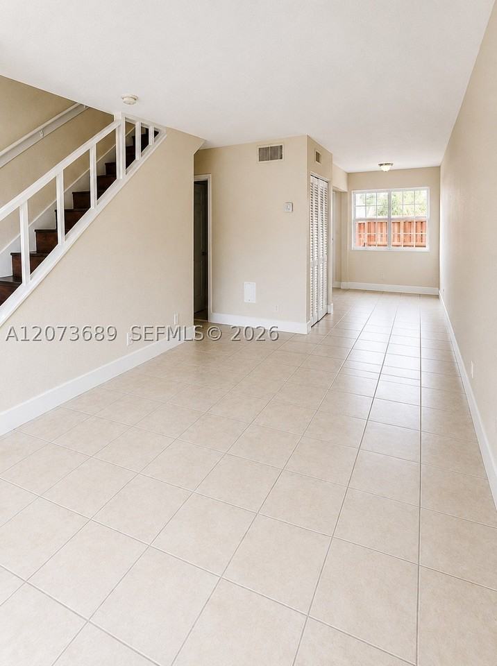 4601 Nw 9th Dr #4601 - Photo 2 of 18