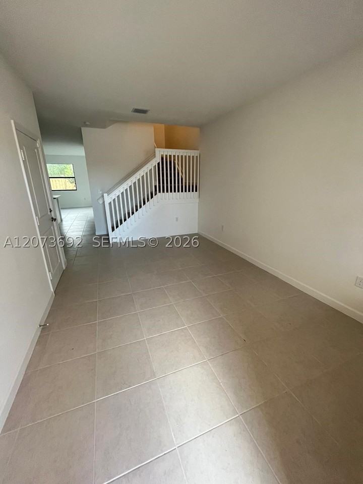 24480 Sw 119th Pl #24480 - Photo 3 of 31