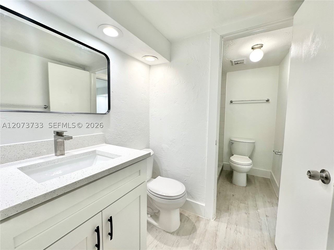 6890 N Kendall Dr #B204 - Photo 5 of 15