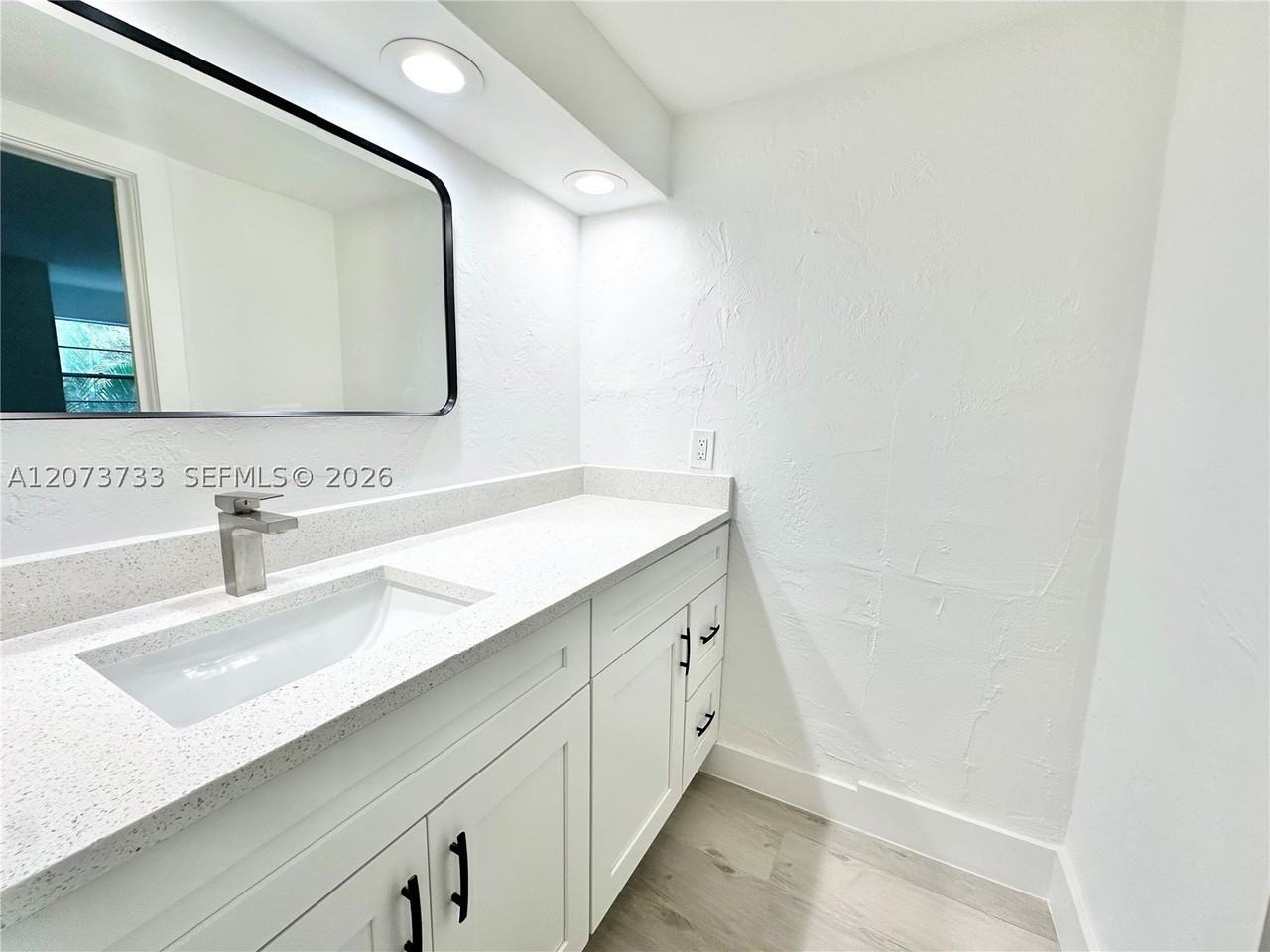 6890 N Kendall Dr #B204 - Photo 7 of 15
