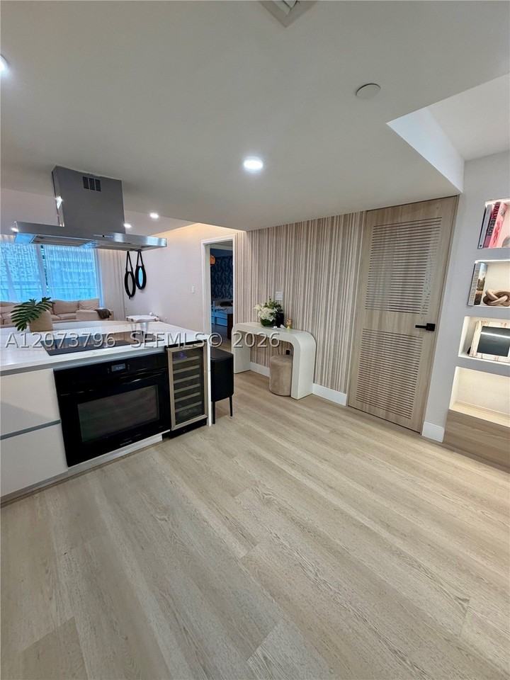 1025 92nd St #405 - Photo 4 of 13