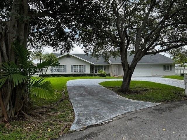 14763 Sw 152nd Pl - Photo 2 of 37