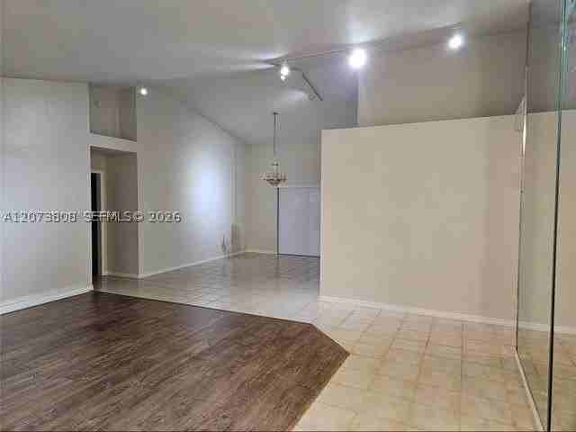 14763 Sw 152nd Pl - Photo 5 of 37