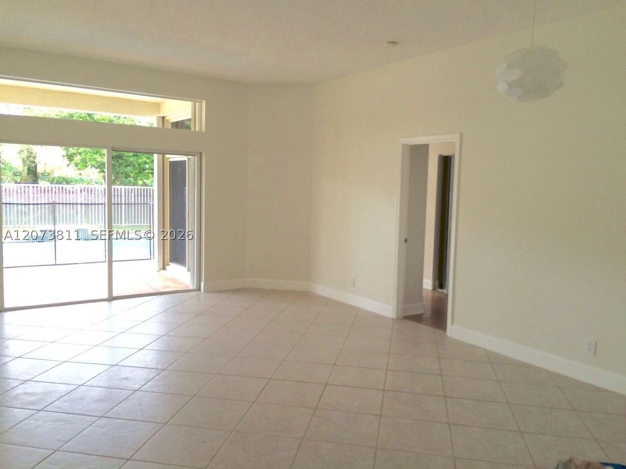 4407 Laurel Ridge Cir #1 - Photo 6 of 10