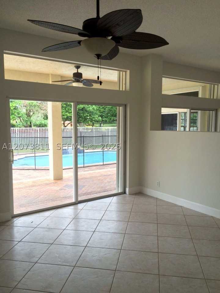 4407 Laurel Ridge Cir #1 - Photo 7 of 10