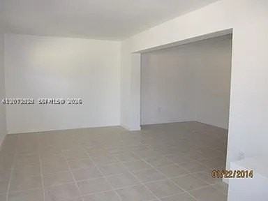 2410 Nw 34th St #2 - Photo 2 of 4