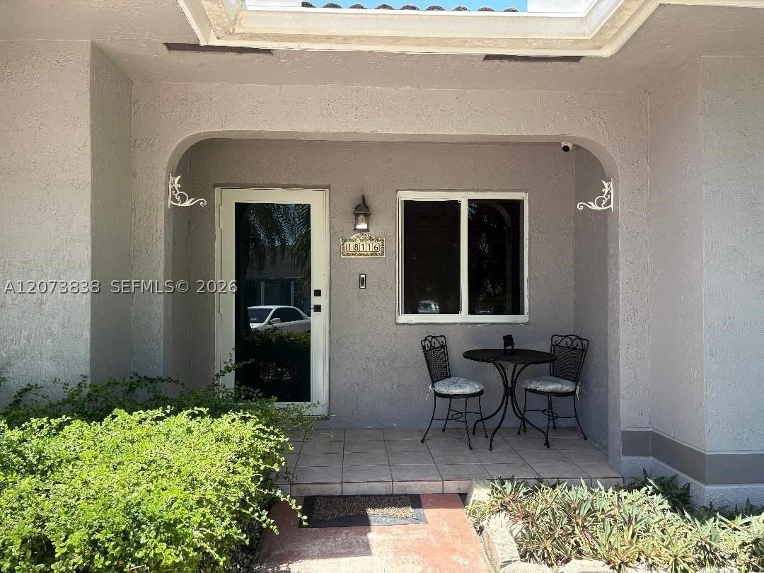18116 Sw 139th Pl #0 - Photo 3 of 26