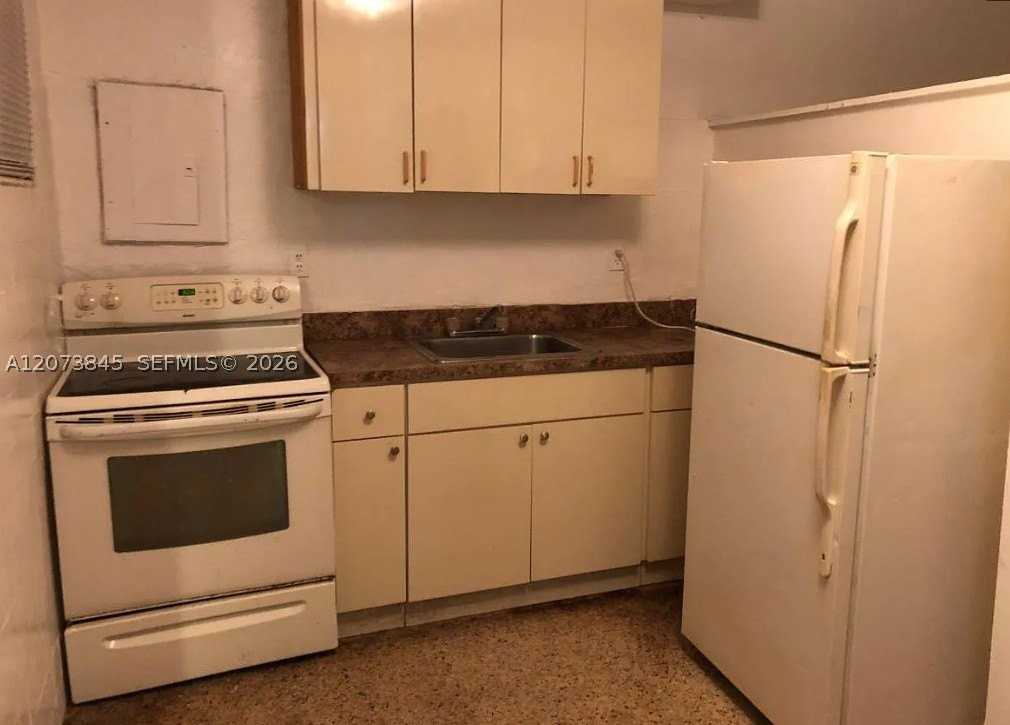 2123 Nw 93rd St #1 - Photo 3 of 3
