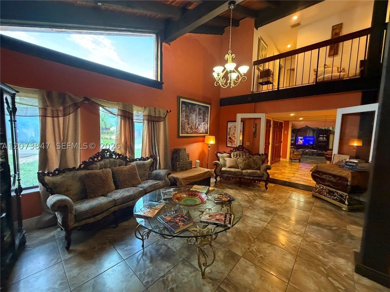 633 Ne 204th Ln #633 - Photo 5 of 12