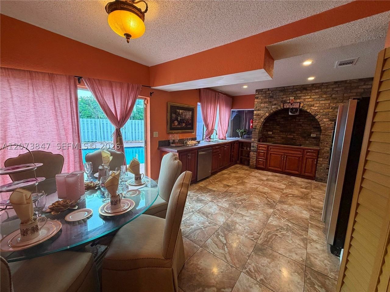 633 Ne 204th Ln #633 - Photo 6 of 12