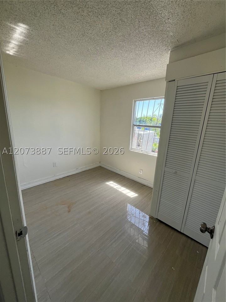 19351 Nw 45th Ave #0 - Photo 3 of 7