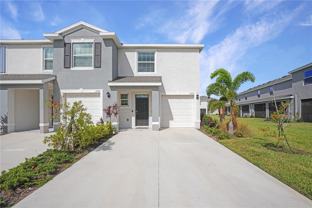 17579 Crescent Moon Loop - Photo 1 of 1