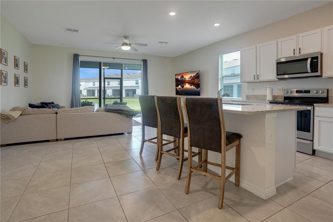 17579 Crescent Moon Loop - Photo 5 of 50