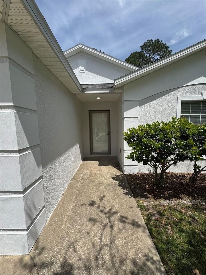 12 Reynolds Pl - Photo 2 of 18