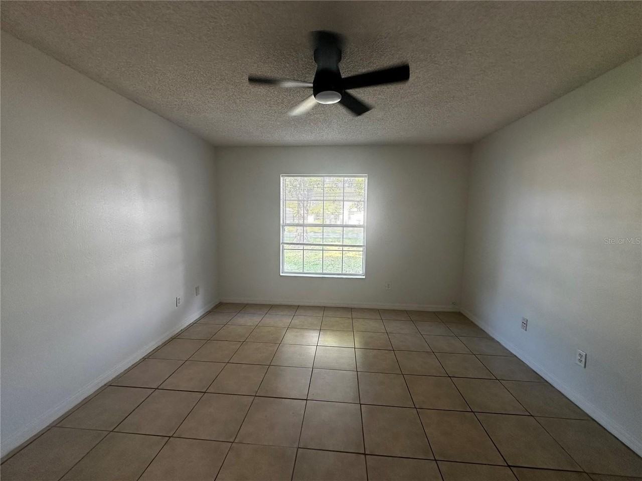18 Red Clover Ln - Photo 7 of 11