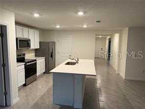 16953 Nw 176th Way - Photo 3 of 15