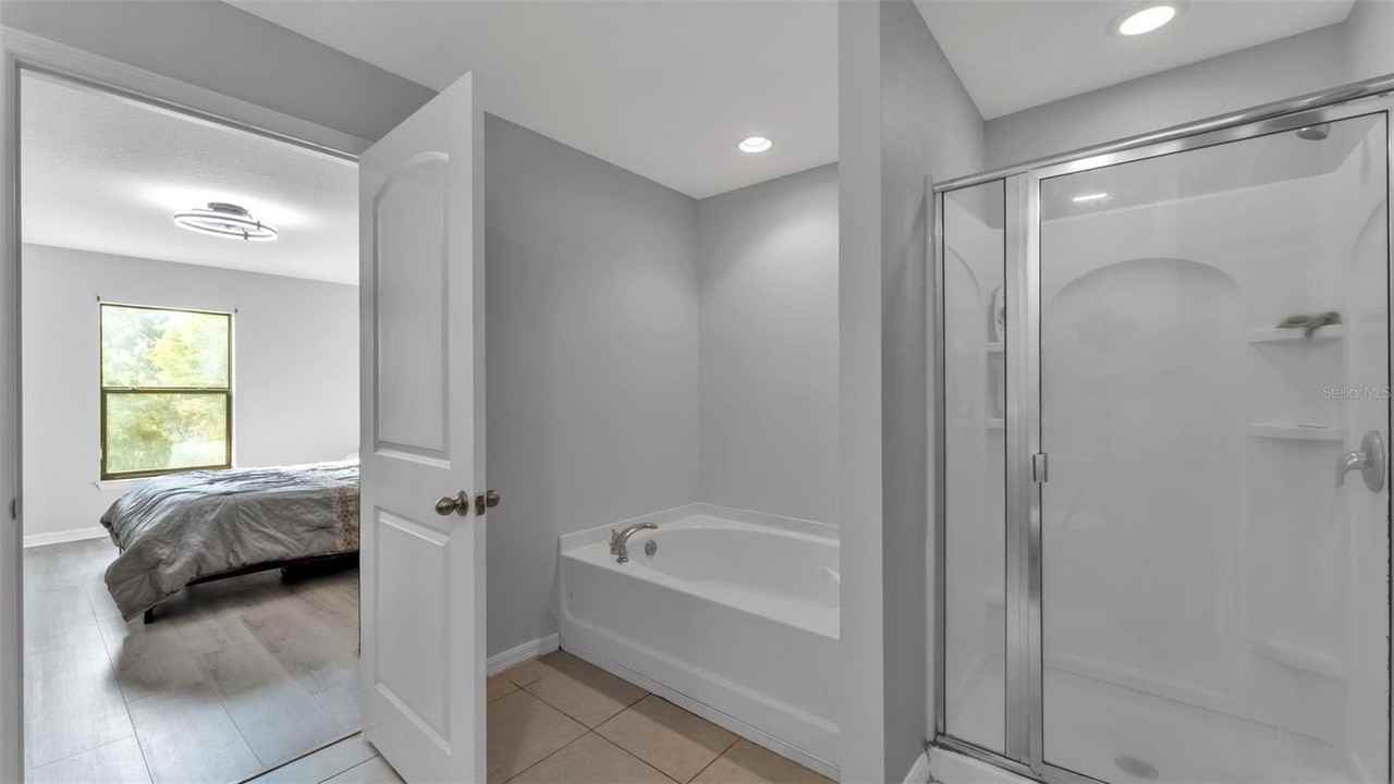 2447 Torrens Dr - Photo 7 of 9