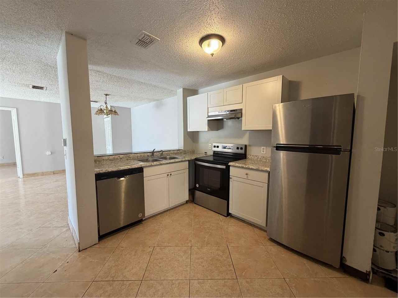 5225 Via Hacienda Cir #B115 - Photo 2 of 11