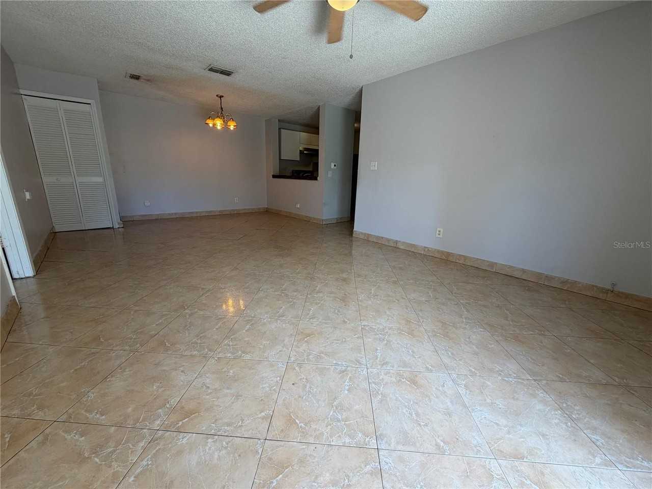 5225 Via Hacienda Cir #B115 - Photo 4 of 11