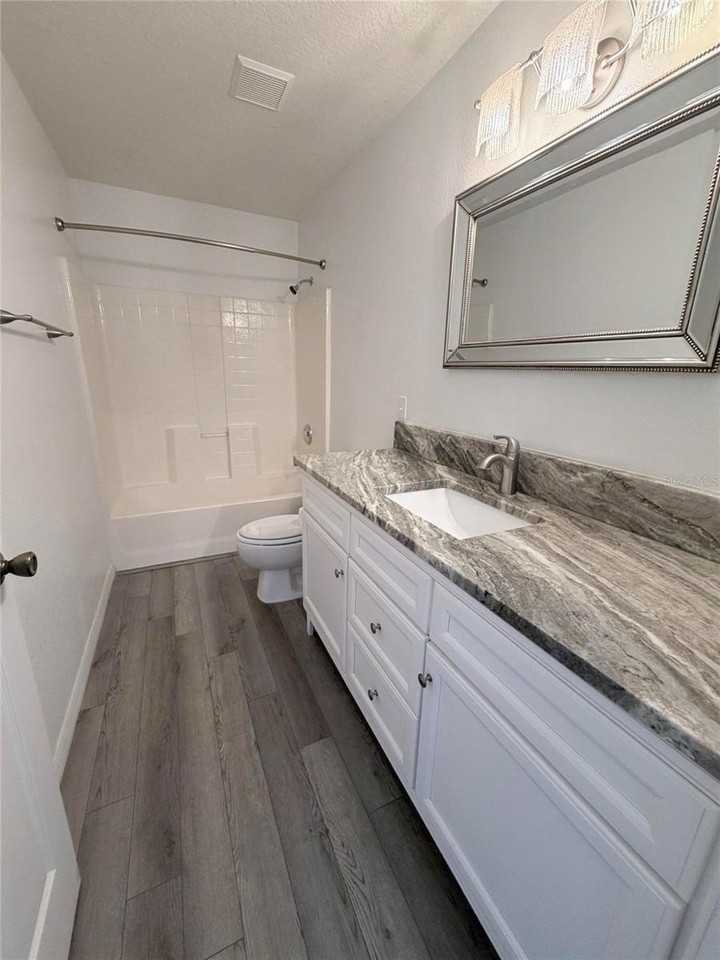 1088 Nomad Rd - Photo 3 of 14