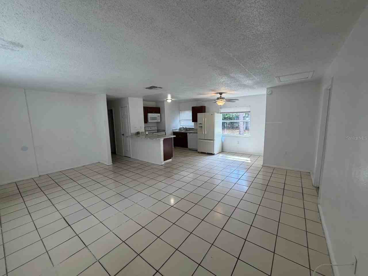 3650 Trianon Dr - Photo 4 of 25