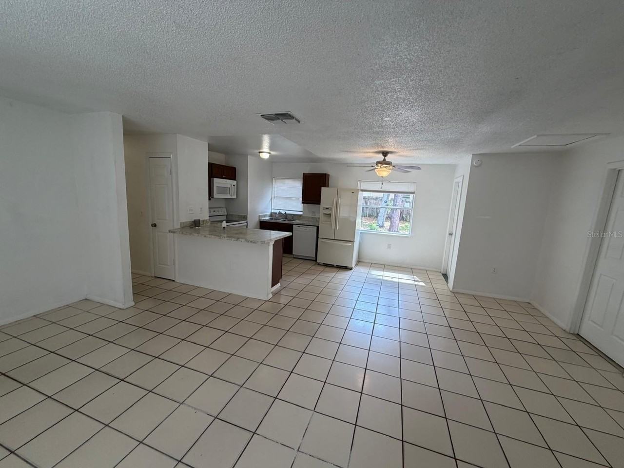 3650 Trianon Dr - Photo 6 of 25