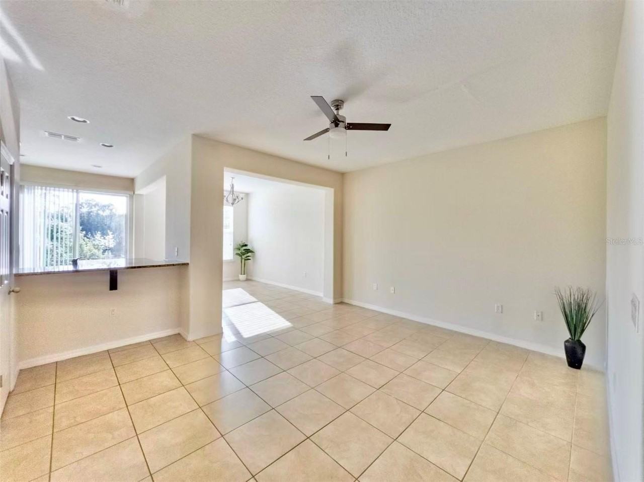 2144 Rookery Ln - Photo 5 of 30