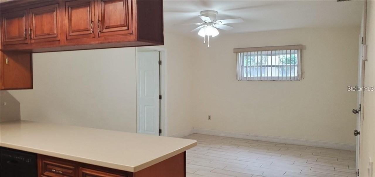 637 Peachwood Dr - Photo 4 of 9