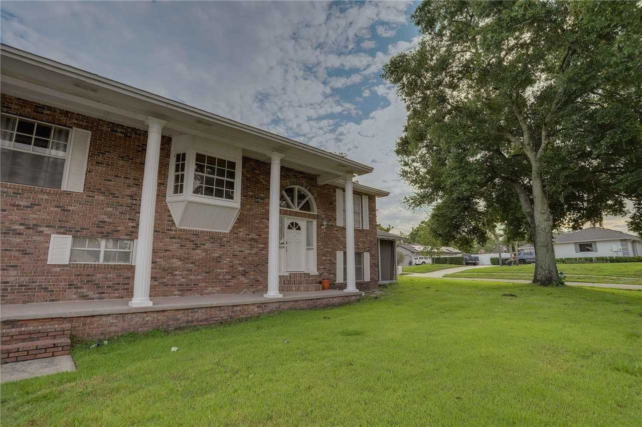 5212 Abelia Dr - Photo 2 of 37