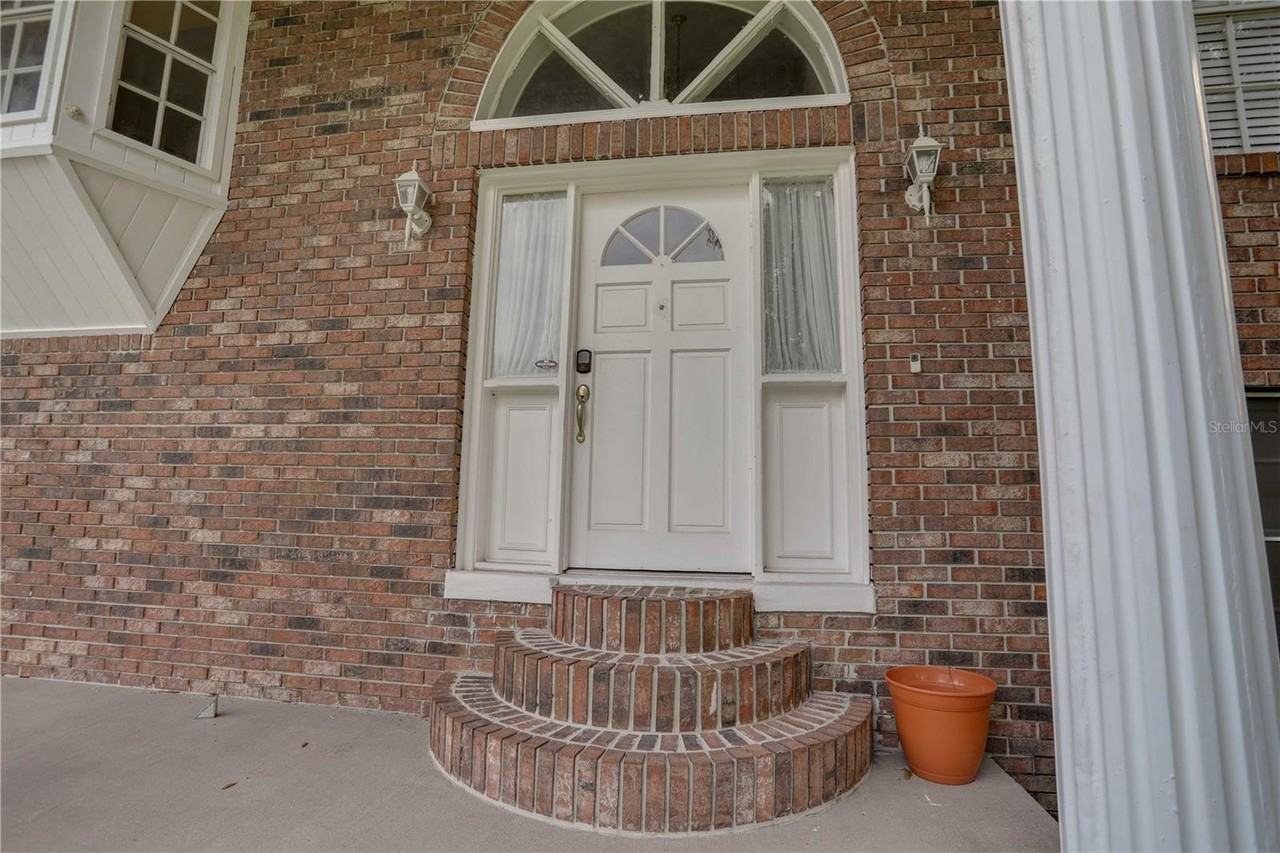 5212 Abelia Dr - Photo 3 of 37