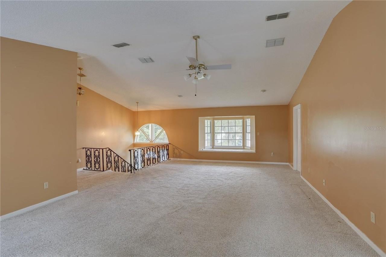 5212 Abelia Dr - Photo 6 of 37