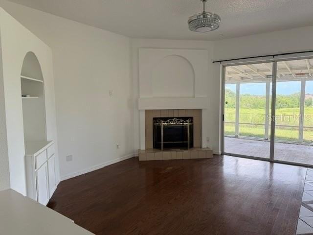 4633 Hazelgrove Dr - Photo 3 of 14