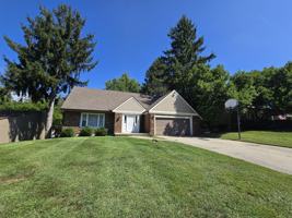 featured image of 1276 Howell Dr #1
