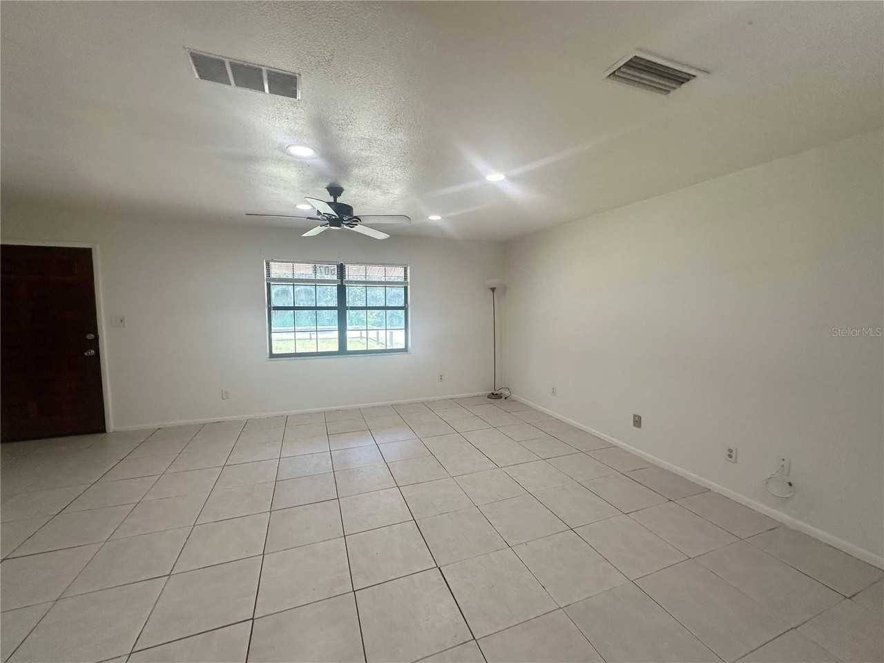 5078 Se 135th St - Photo 5 of 21