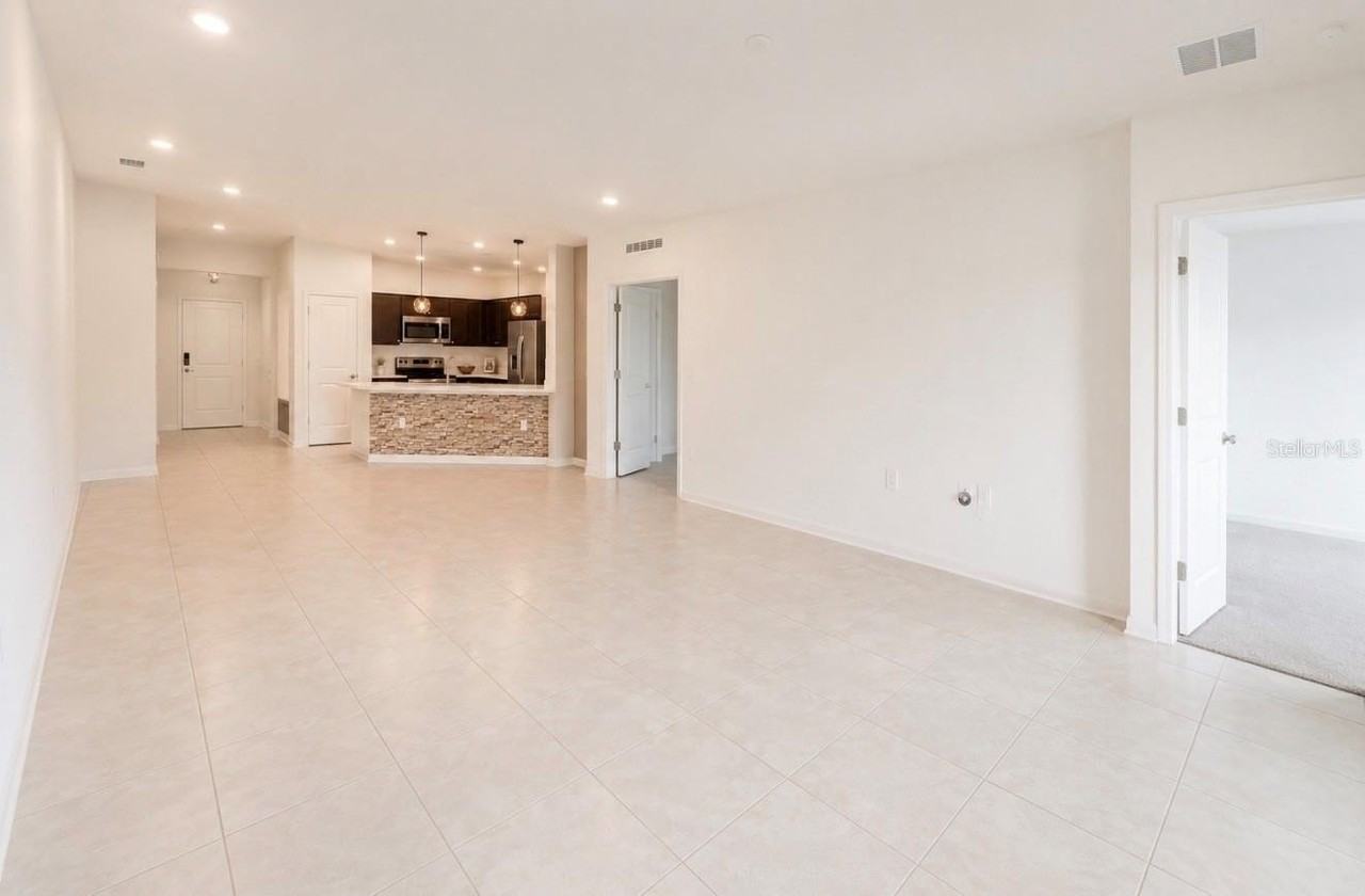 672 Sand Pine Ln - Photo 7 of 19