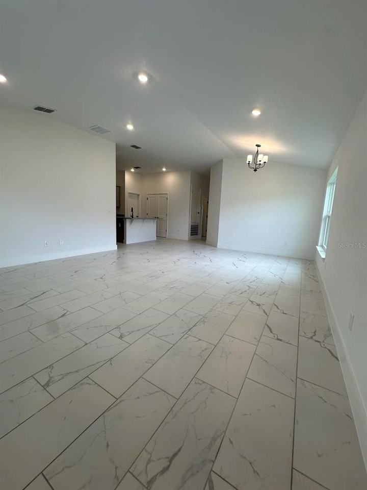 4513 Sw 91st Lane Rd - Photo 6 of 50