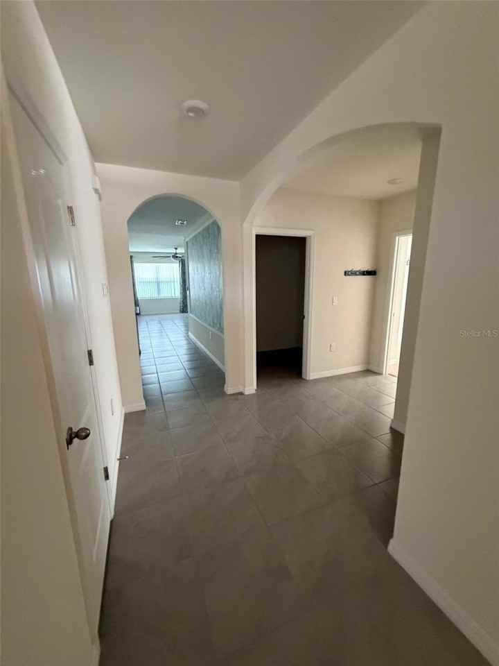 801 Baylor Dr - Photo 6 of 50