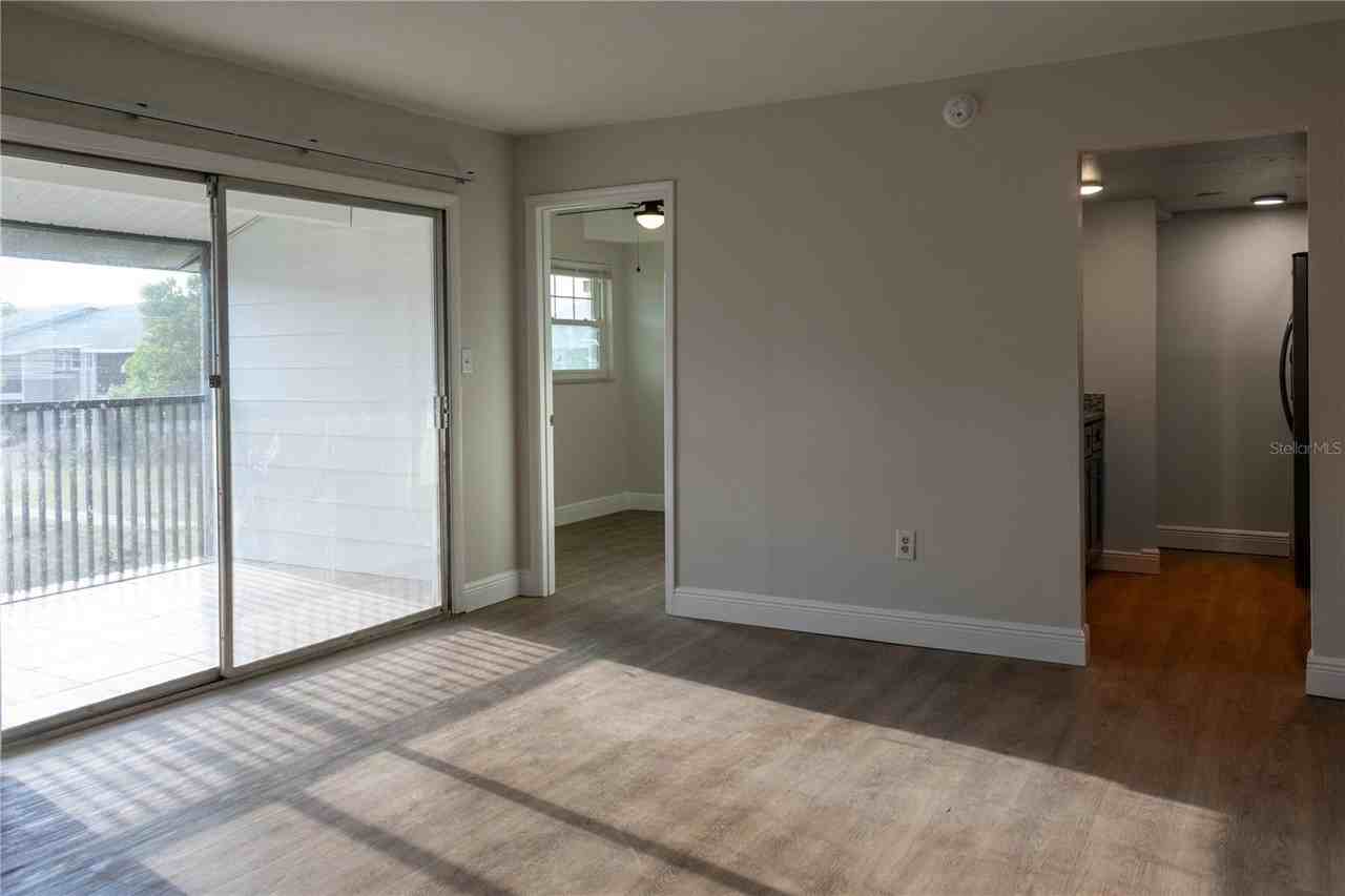 847 Sky Lake Cir #C - Photo 3 of 21