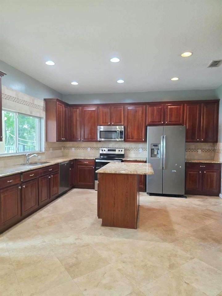 14710 Cableshire Way - Photo 2 of 20