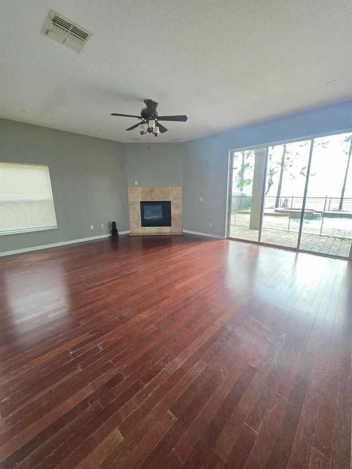 14710 Cableshire Way - Photo 4 of 20