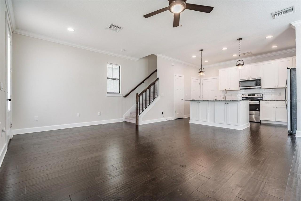 845 Aurora Way - Photo 6 of 44