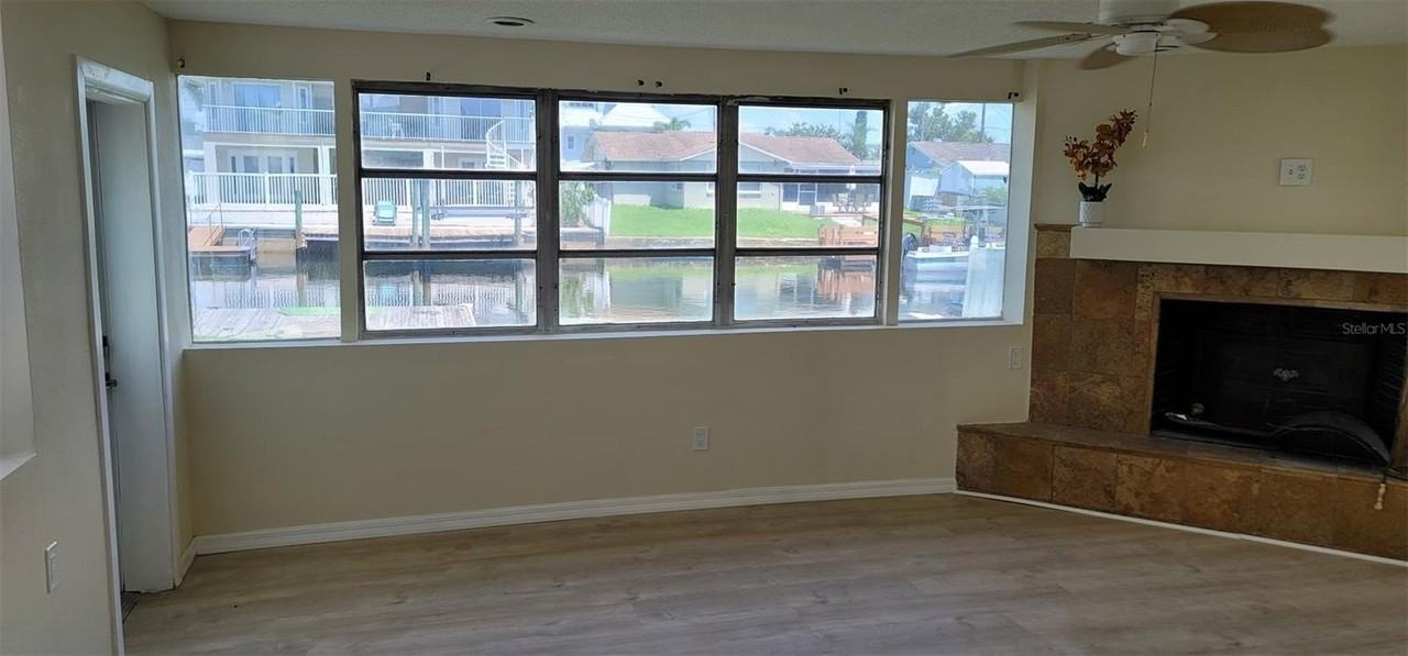 13240 Starfish Dr - Photo 5 of 15