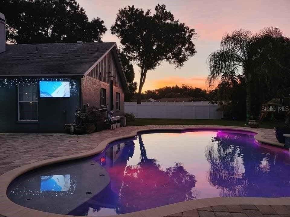 5407 Windbrush Dr - Photo 5 of 16