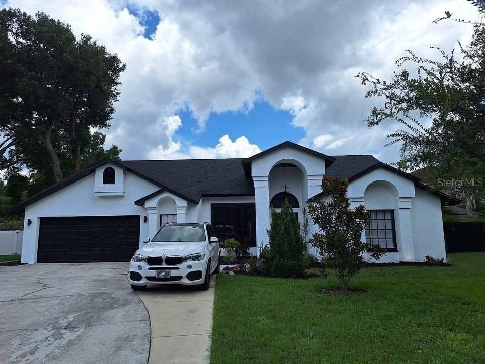 5407 Windbrush Dr - Photo 6 of 16
