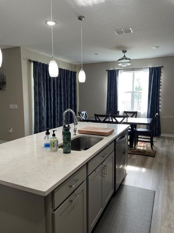 3900 Almond Brook Blvd - Photo 3 of 36