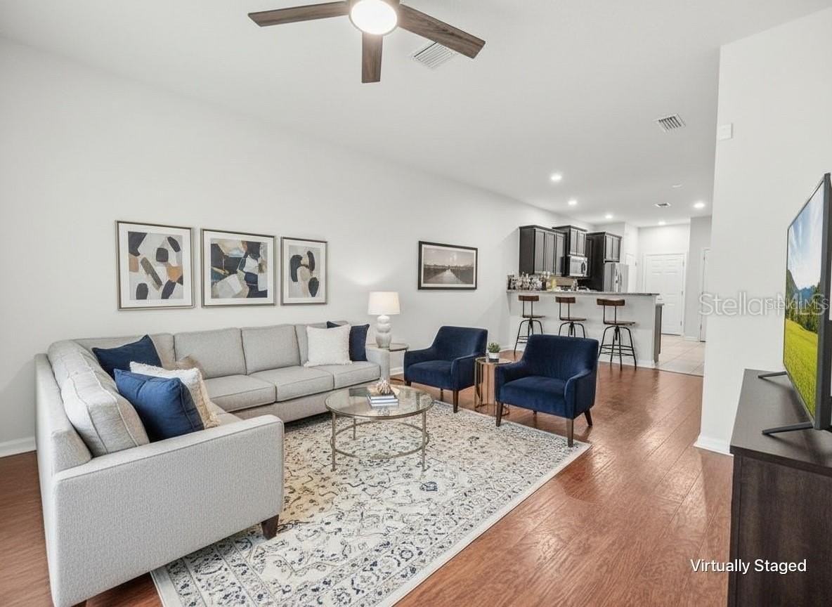 9157 Hillcroft Dr - Photo 2 of 11