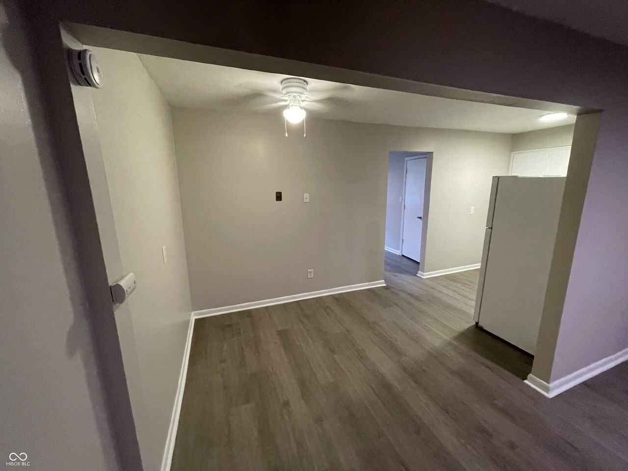 135 W Hendricks St #7 - Photo 5 of 18
