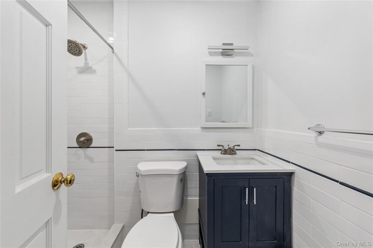 3223 71st St #2nd - Photo 6 of 7