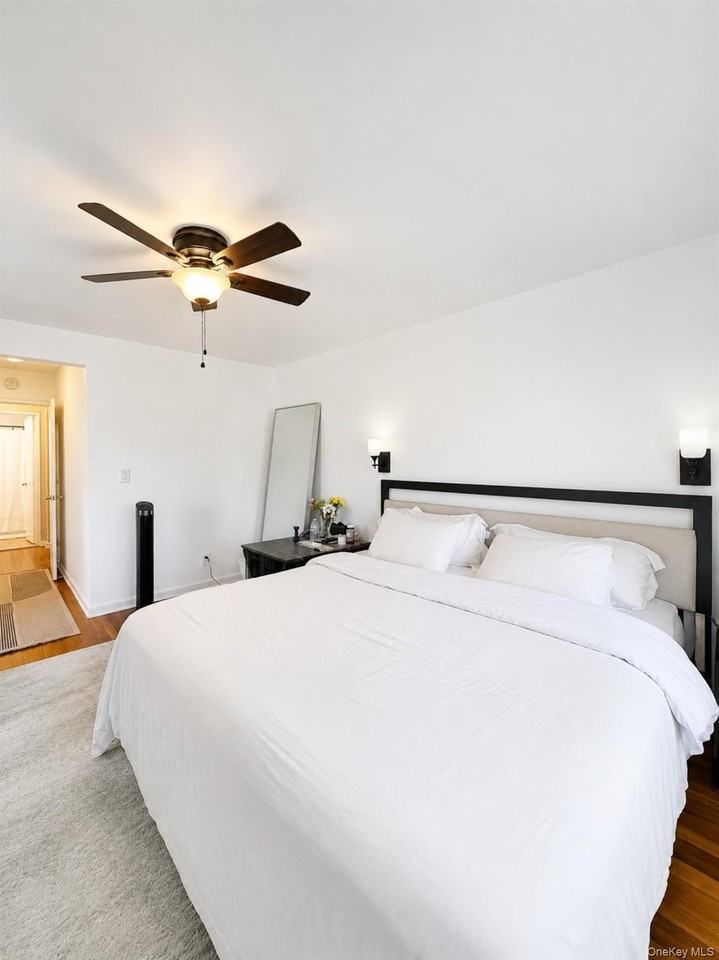 43 1/2 Carpenter Ave #D - Photo 7 of 10