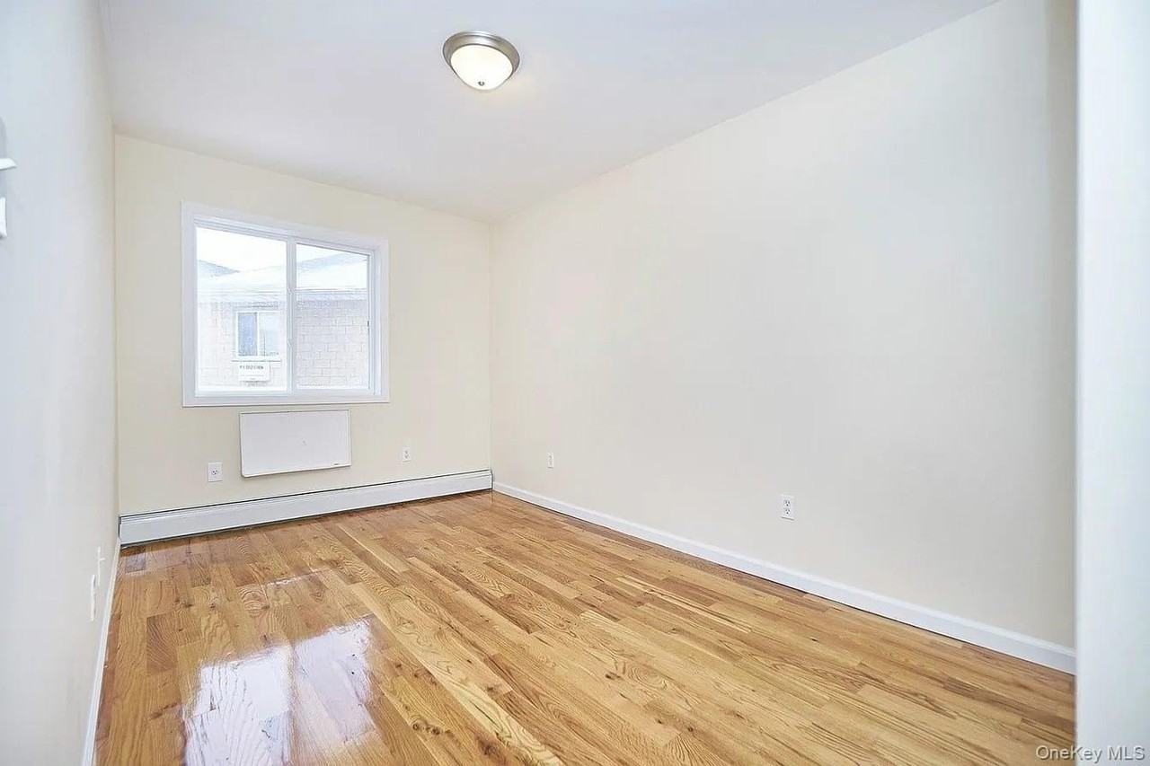 9321 197th St - Photo 2 of 14